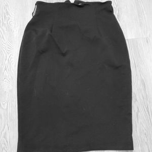 Black pencil skirt